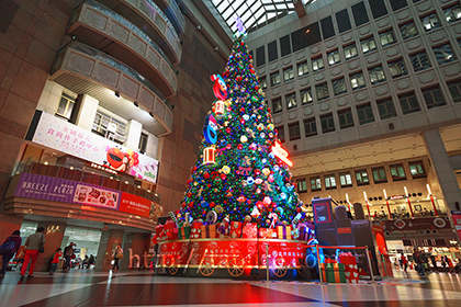 2014,12,01台北駅のクリスマスツリー088a.jpg