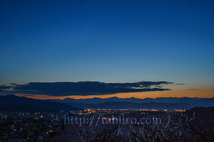 2017,04,10梅畑越しに望む後立山連峰の星空 006a.jpg
